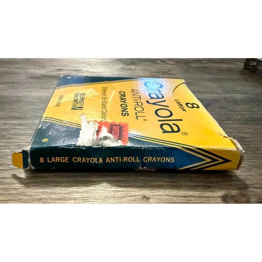 Crayola Anti-Roll Crayons Vintage Binney & Smith 8 Large Multi Fair 80-B USA